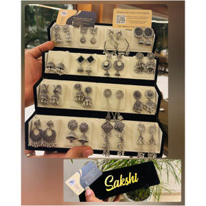 Premium Jhumka Name Box 16 Pair